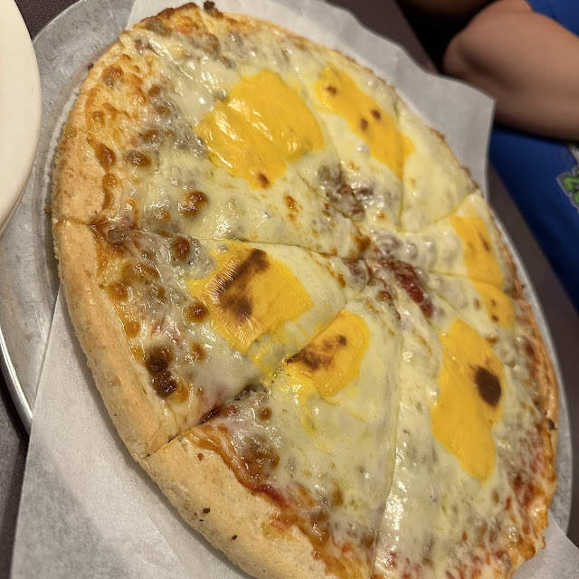 Cheeseburger Pizza
