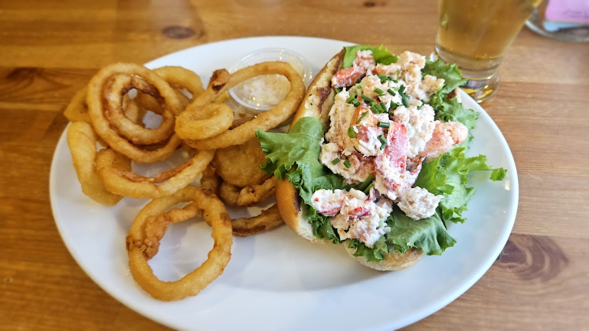 Lisa's Family Restaurant - Photo 3
