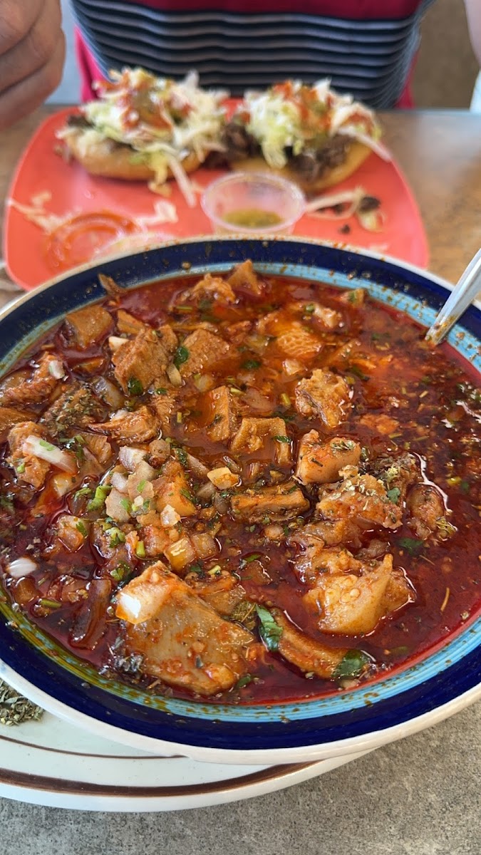 Chona's Restaurant - Schuyler - Photo 2