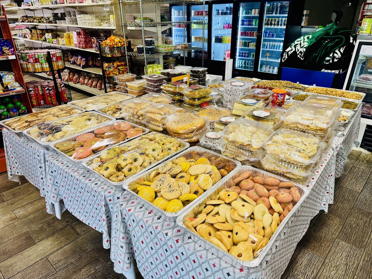 Etihad Market and Restaurant