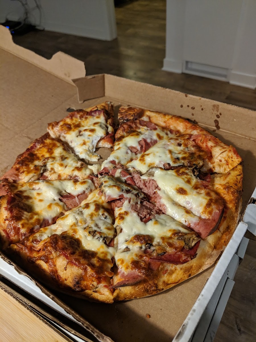 Kit Kat Pizza - Photo 5
