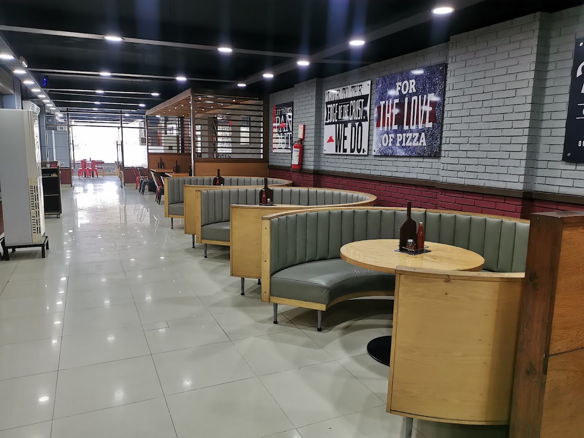 Pizza Hut - Photo 2