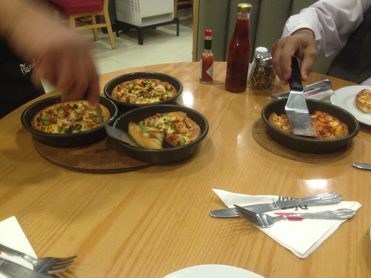 Pizza Hut - Photo 3
