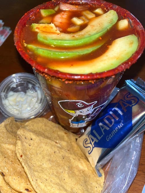 broski mariscos - Photo 3