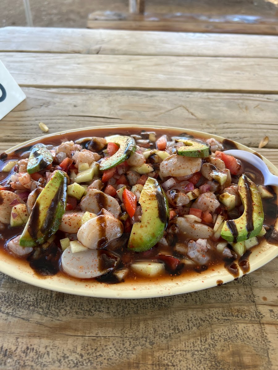 broski mariscos - Photo 6