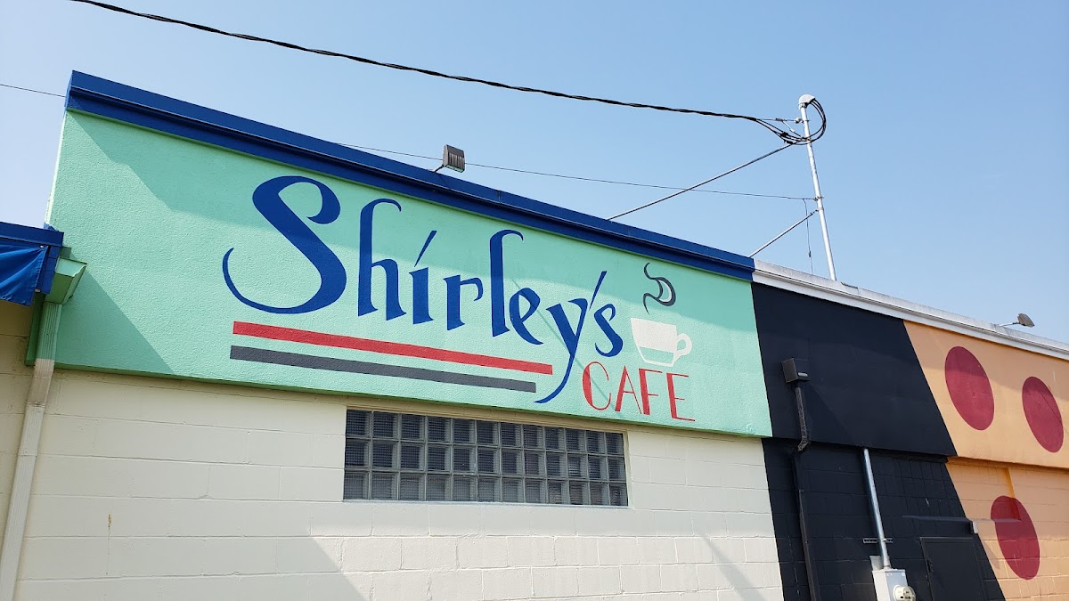 Shirley's Cafe - Photo 9