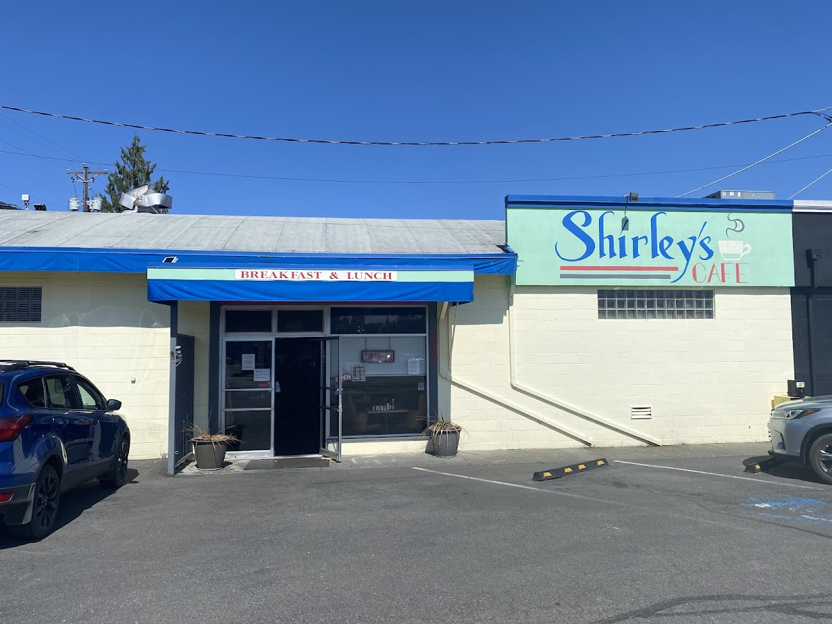 Shirley's Cafe - Photo 5