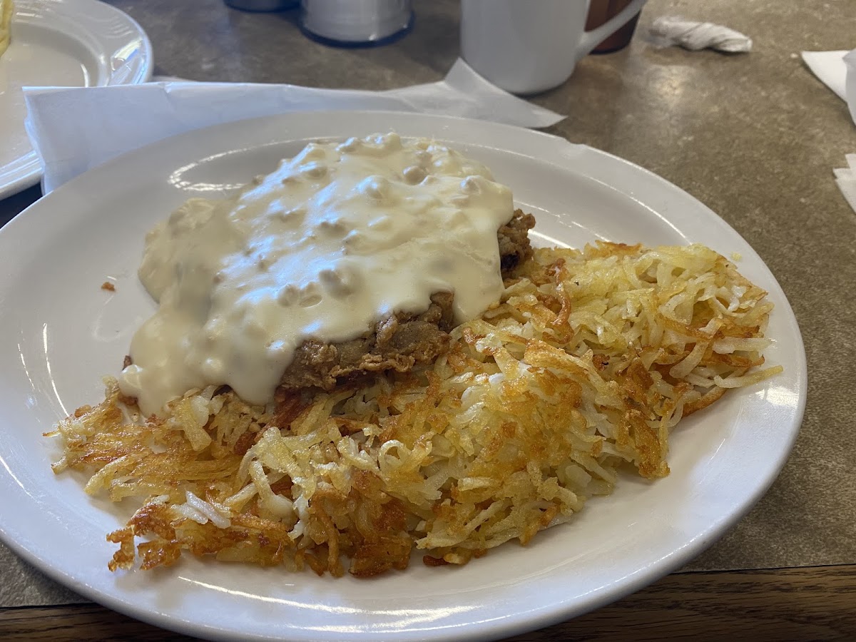 Shirley's Cafe - Photo 8