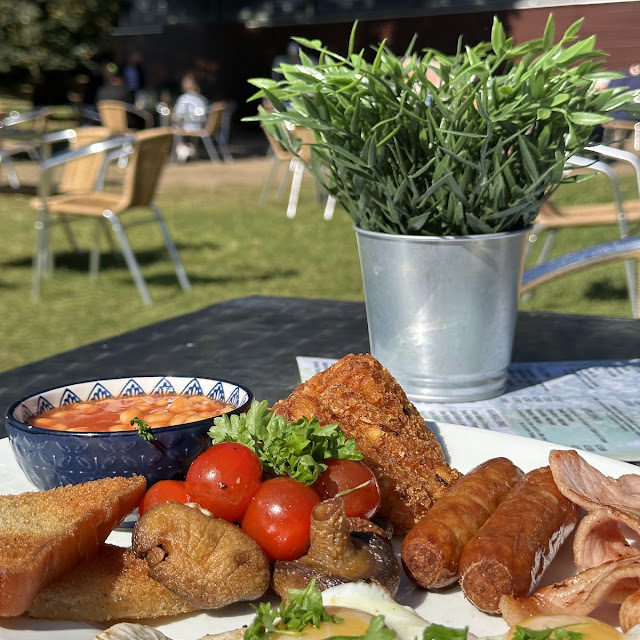 English Breakfast