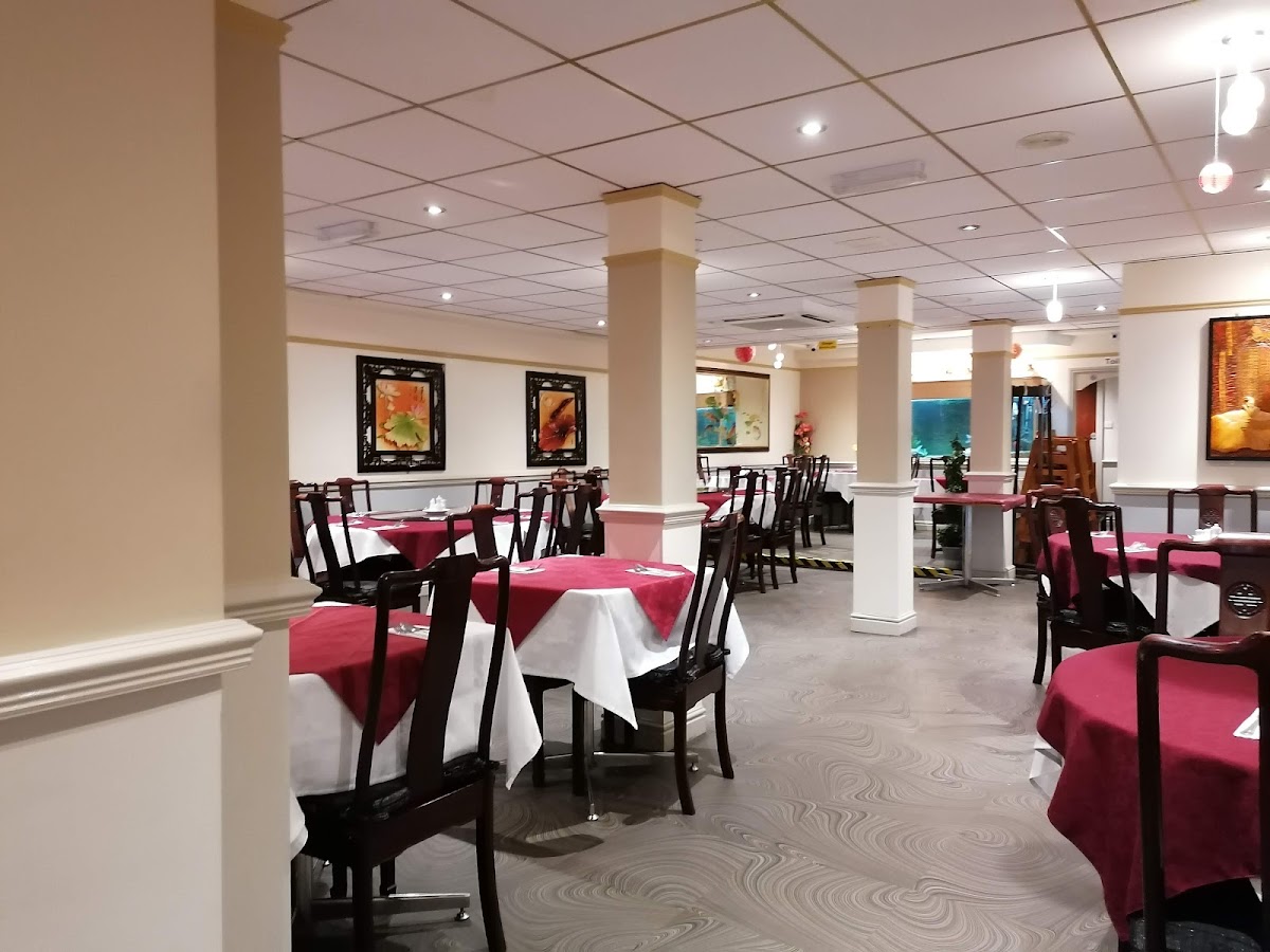 Empire Restaurant - Photo 2