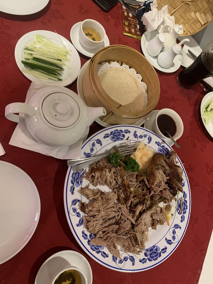 Empire Restaurant - Photo 4