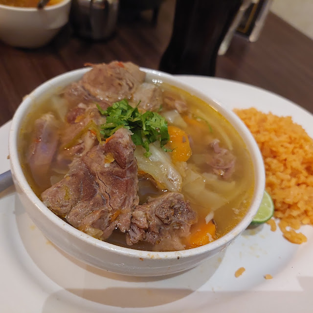 Caldo de Res