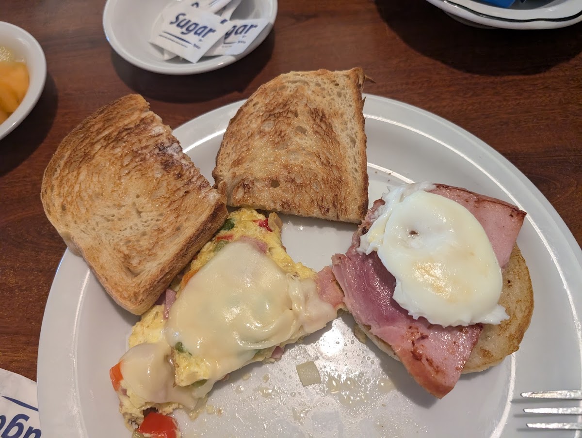 Yosemite Falls Cafe - Blackstone - Photo 5