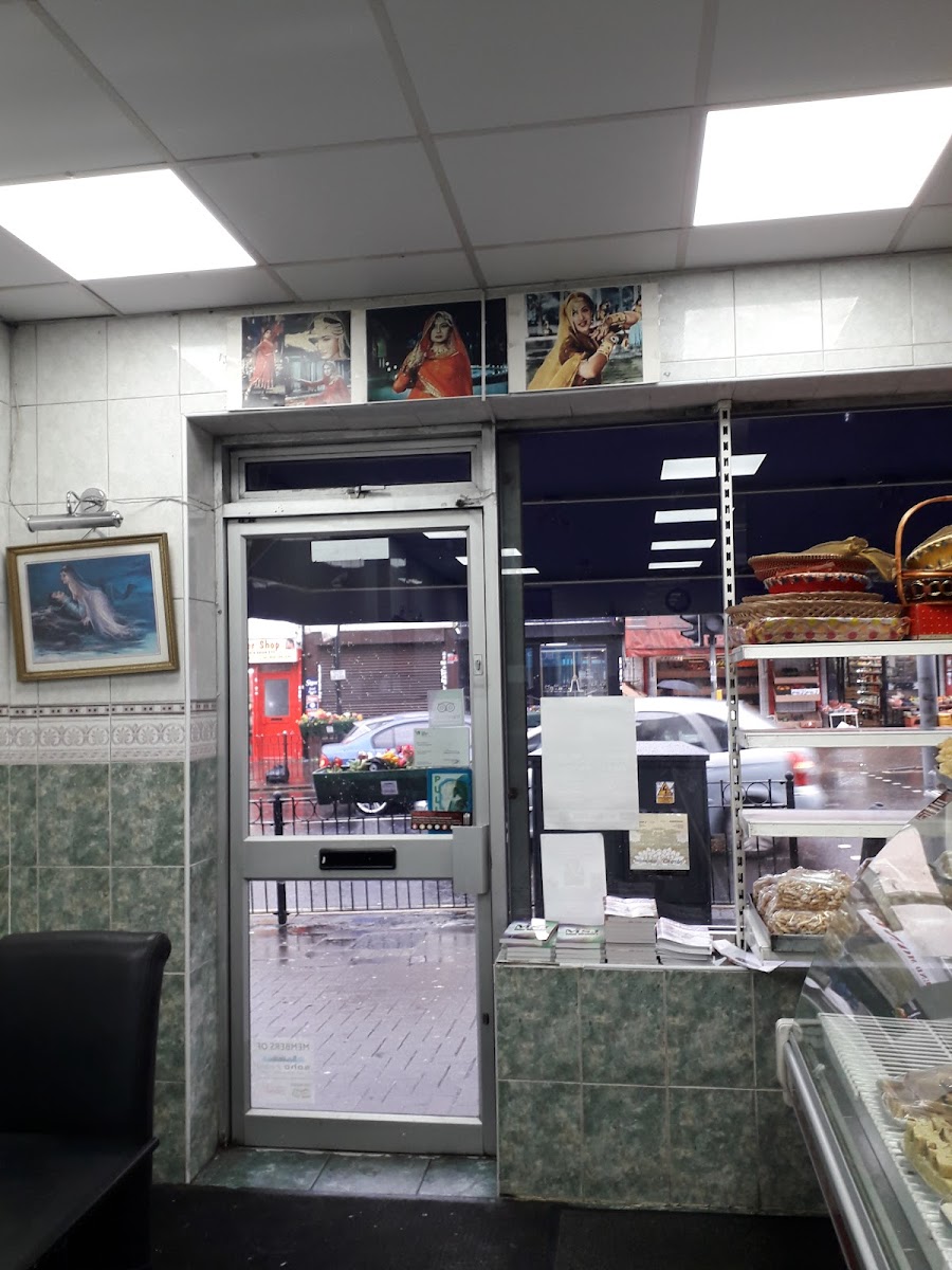 Sangam Vegetarian Restaurant - Photo 6