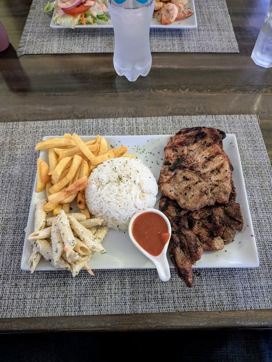 Jo-Ann Bar & Restaurant - Photo 1
