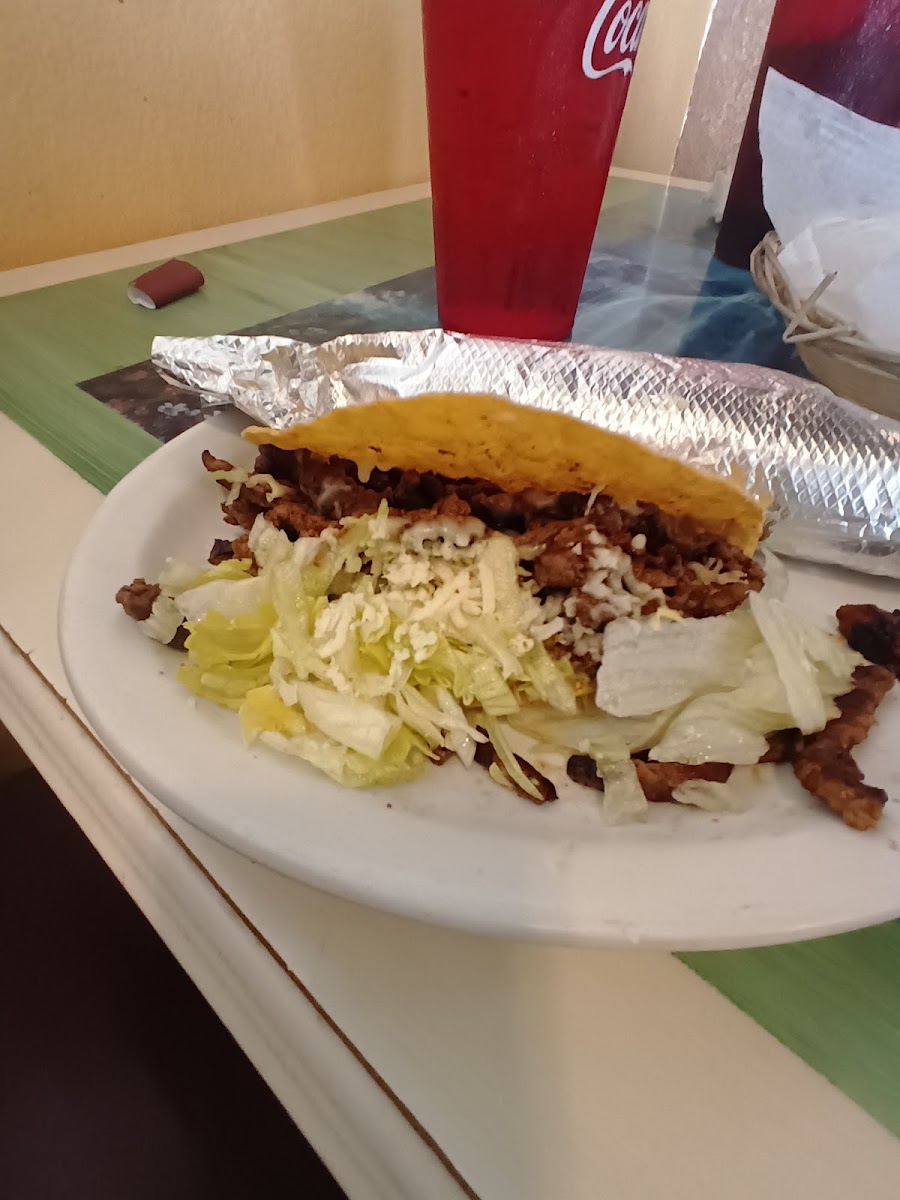 El VALLARTA MEXICAN RESTAURANT - Photo 2