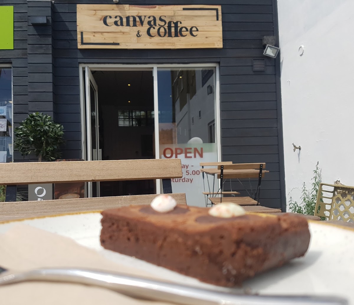 Canvas & Coffee - Photo 6