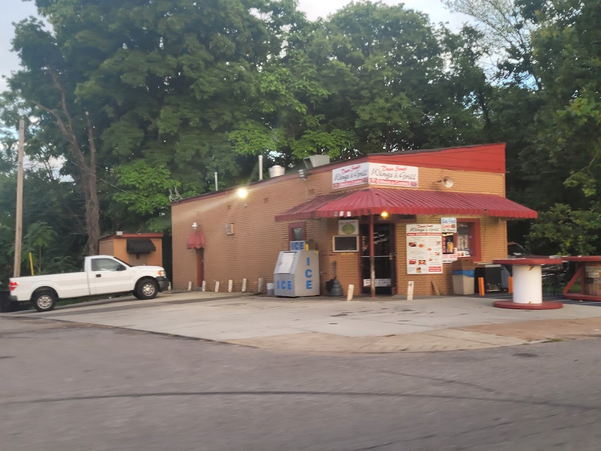 Down South Wings & Grill