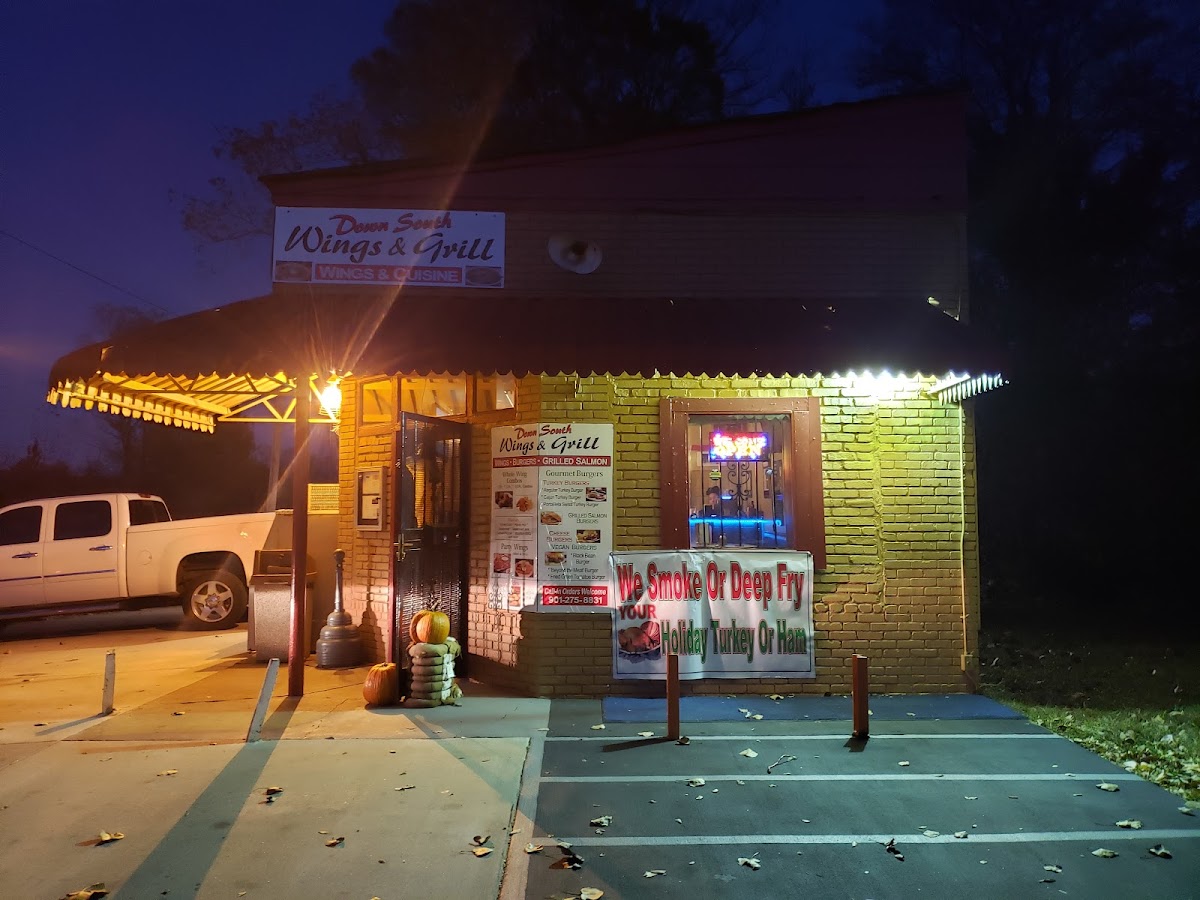Down South Wings & Grill - Photo 8