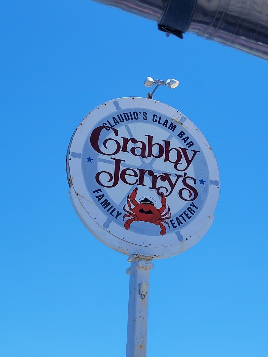 Crabby Jerry's - Photo 4