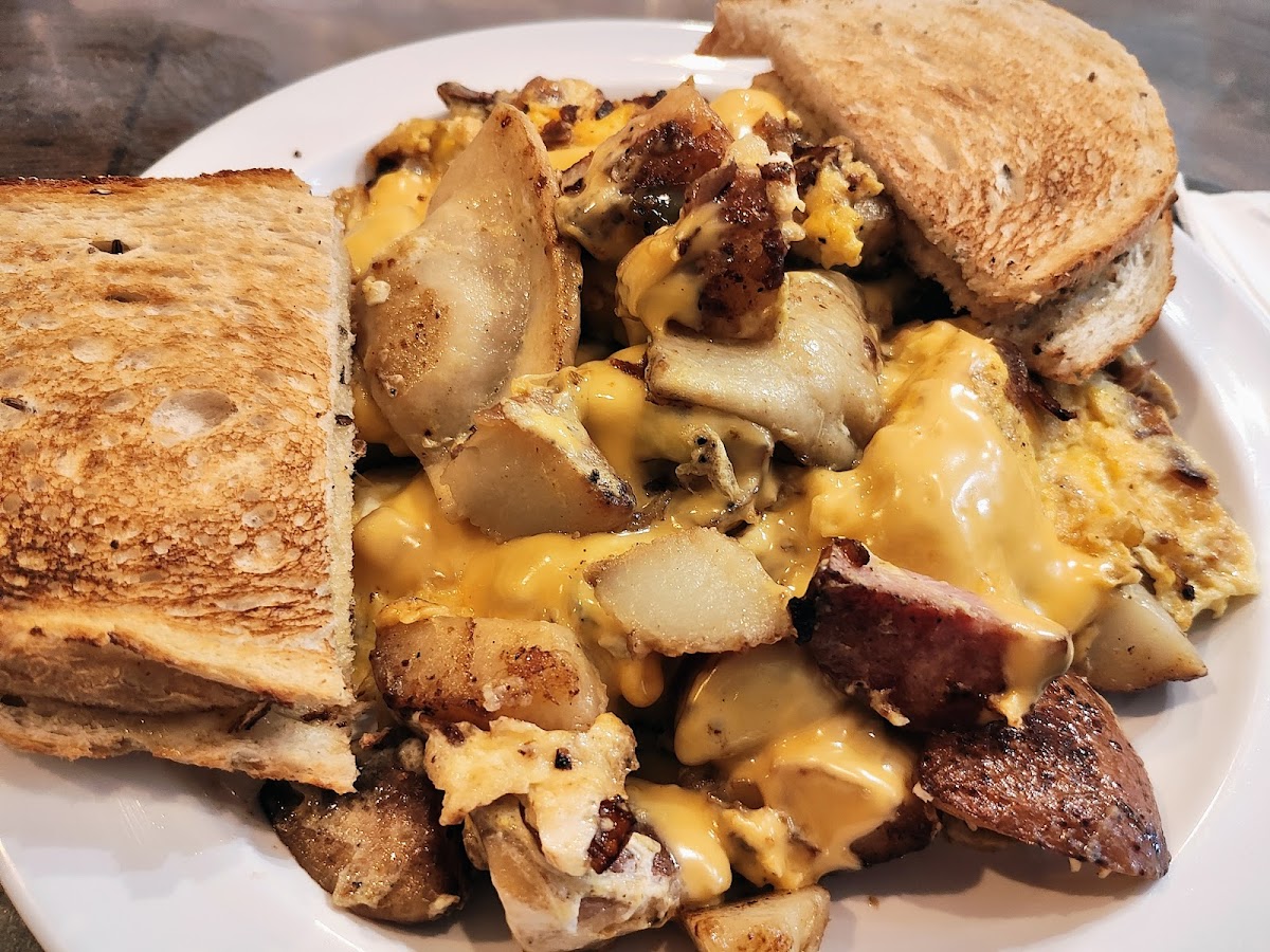 Eggs & Moore - Photo 3
