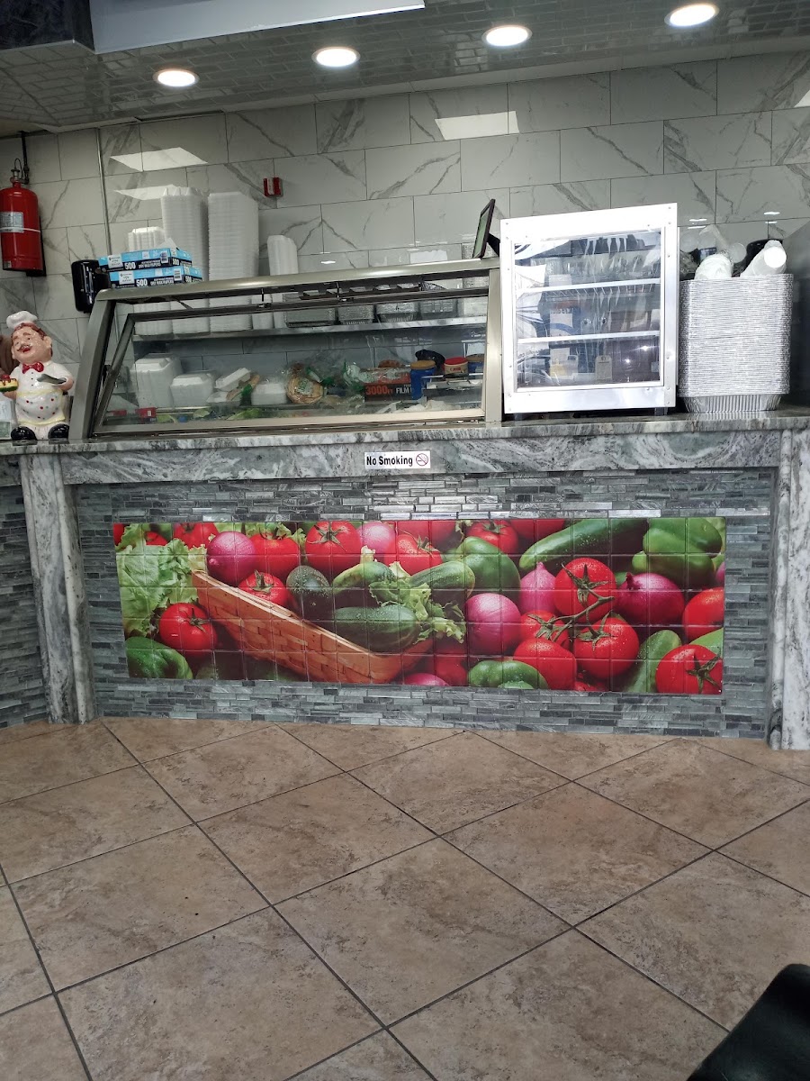 Hot Off The Grill Restaurant - Photo 4