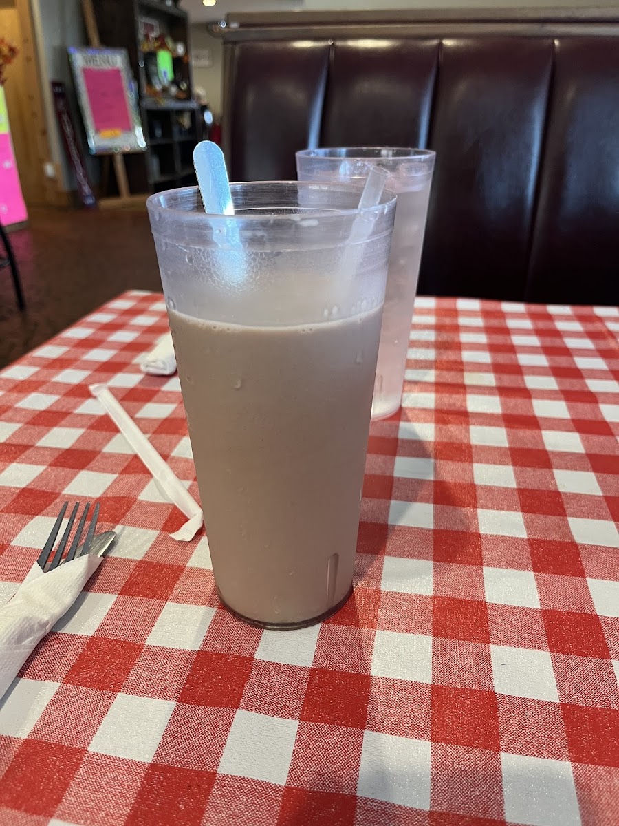 Dolly's Farmhouse Restaurant - Photo 3