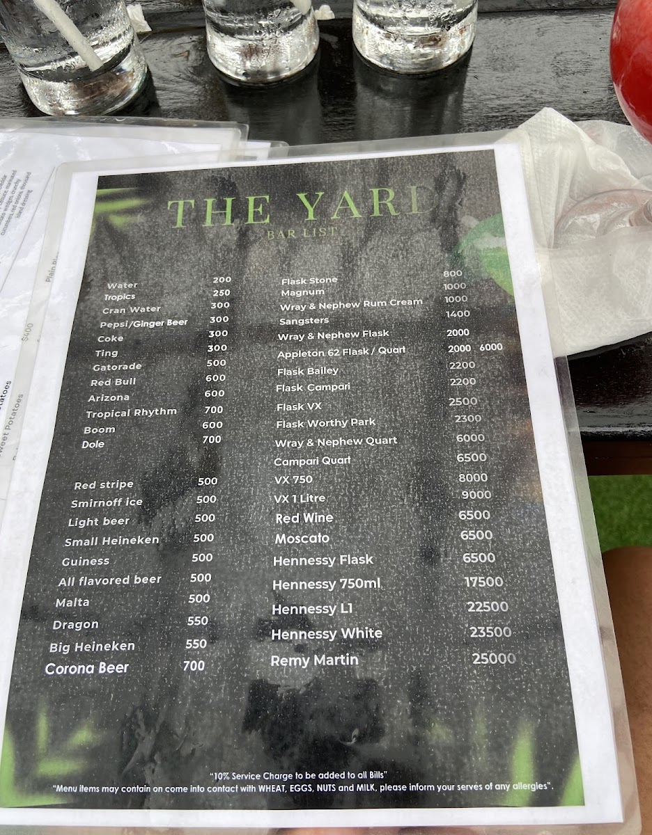 The Yard Bar and Grill - Photo 4