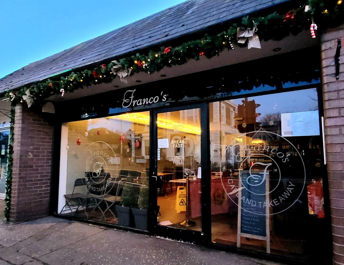 Franco's Cafe - Photo 8