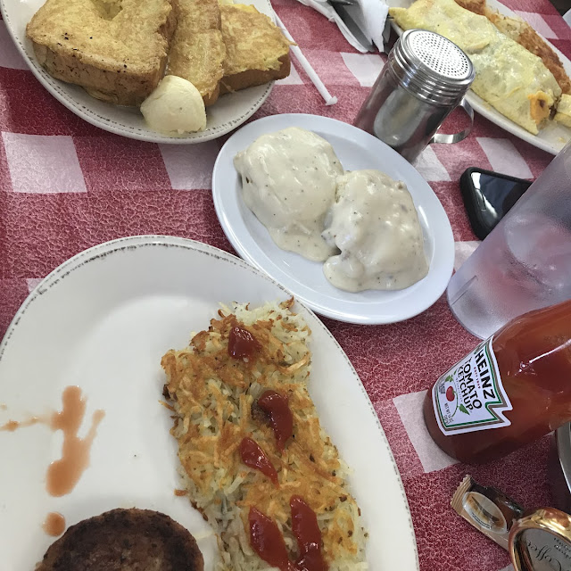 Biscuit and Gravy