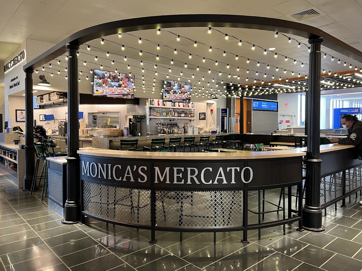 Monica's Mercato