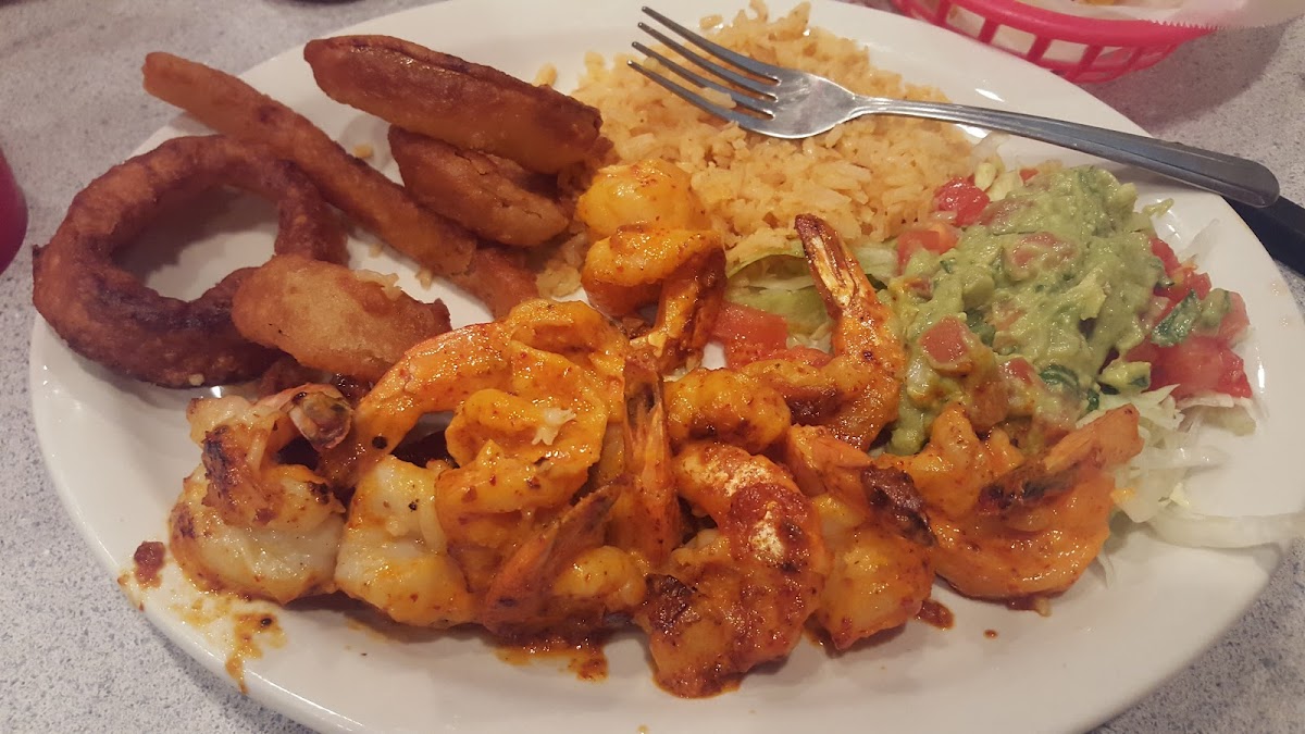 El Rinconcito Restaurant - Photo 6