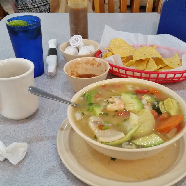 Caldo De Mariscos