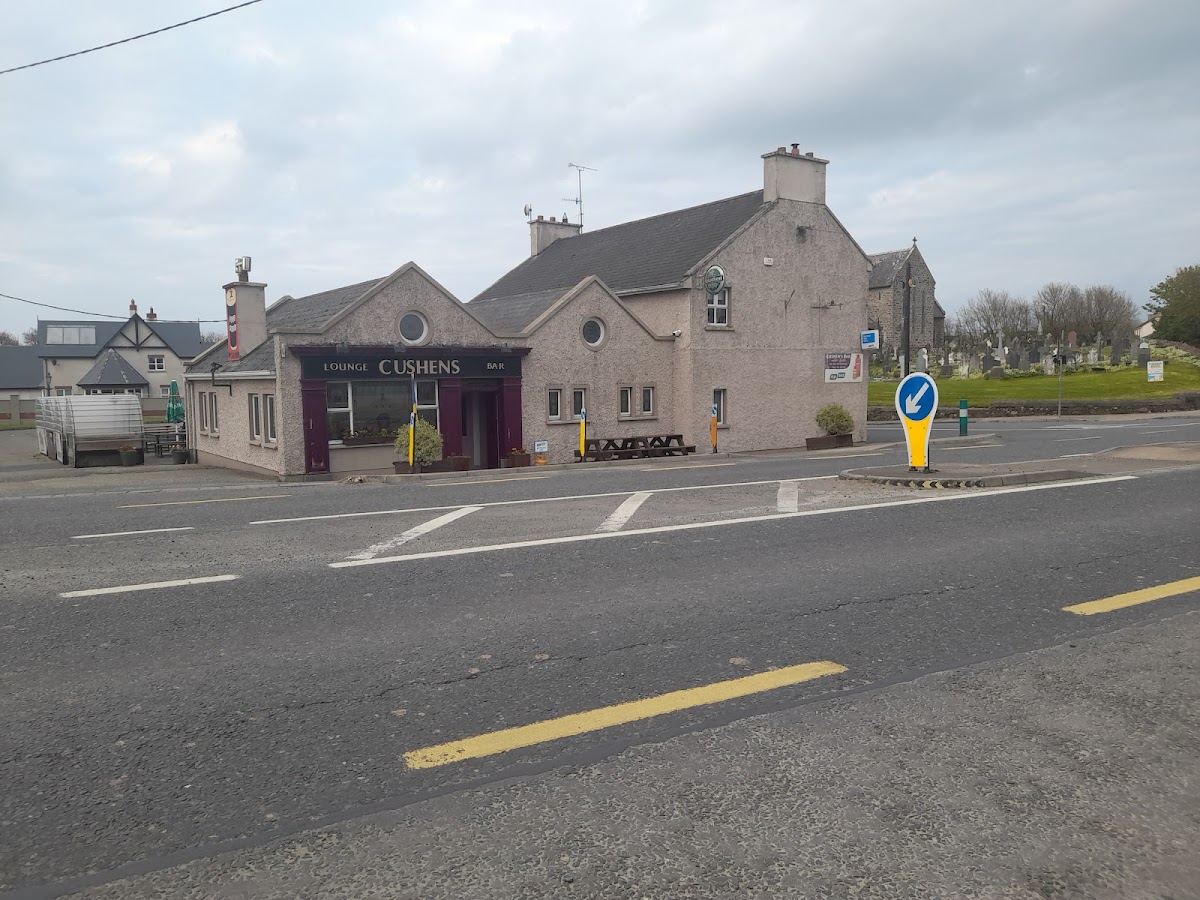 Cushens Pub and Restaurant - Photo 3