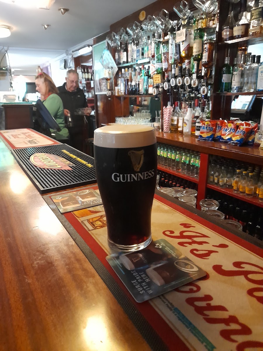 Cushens Pub and Restaurant - Photo 7