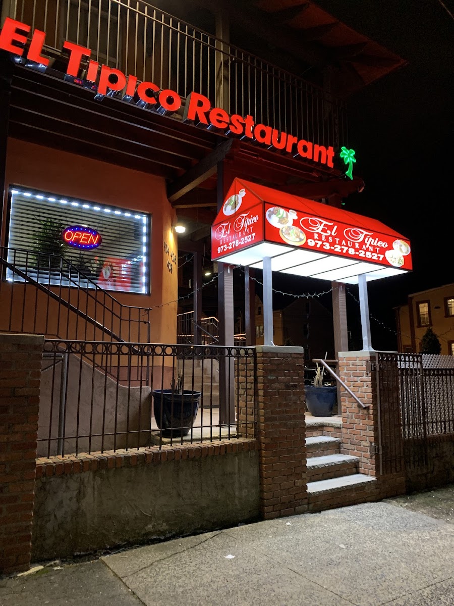 El Tipico - Photo 8