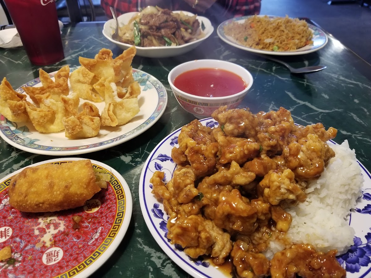 Fortune House Restaurant - Photo 1