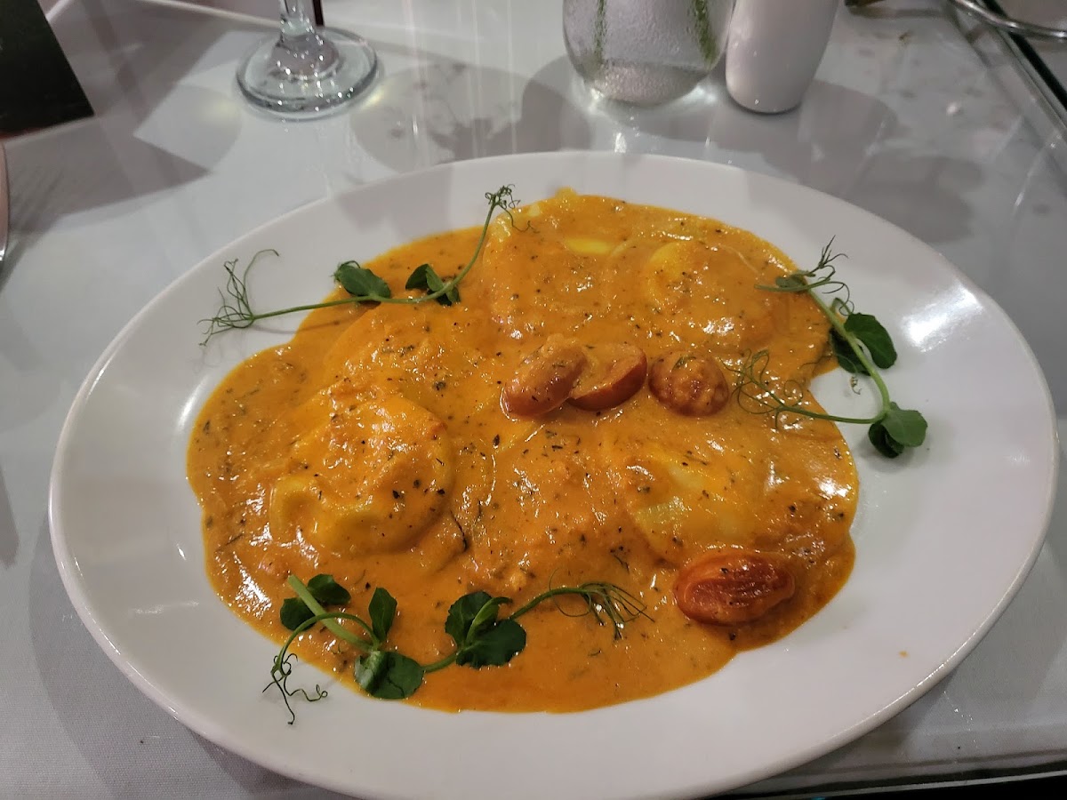 Garda Restaurant - Photo 2