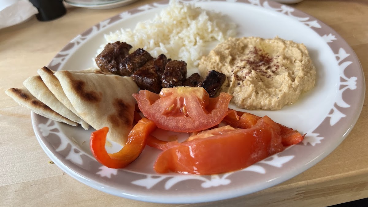 Istanbul Grill - Photo 1