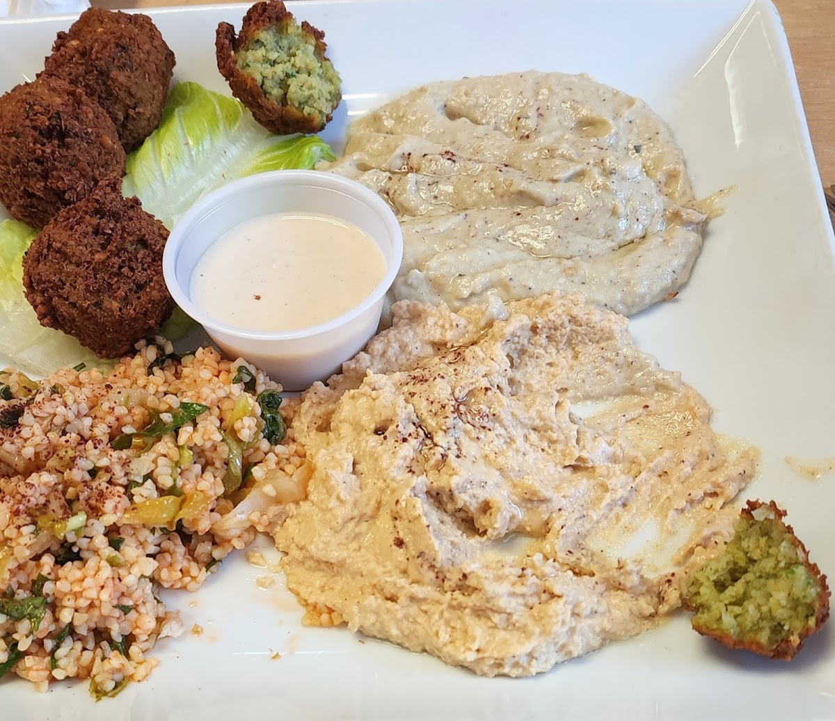 Istanbul Grill - Photo 6