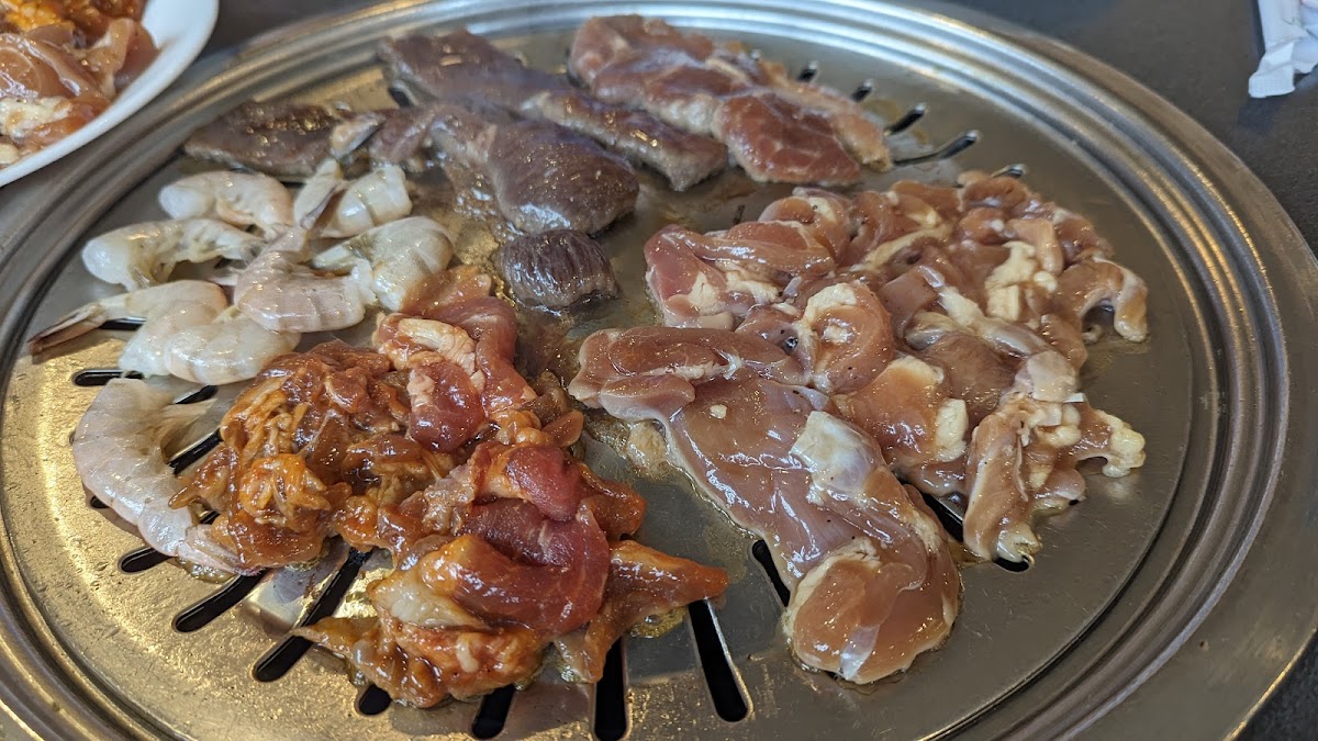 Ginseng Restaurant (AYCE/Korean BBQ House) - Photo 6