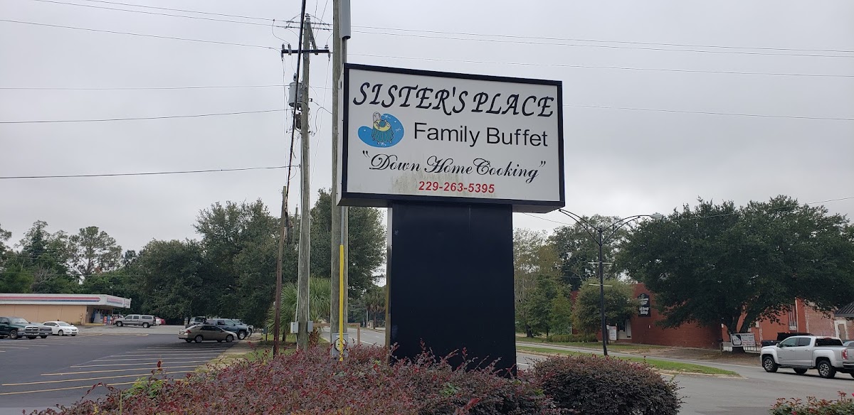 Sister's Place - Photo 1