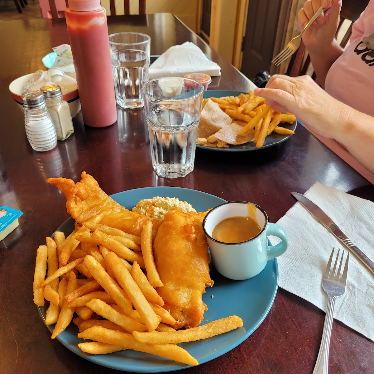 Chowder House on Main - Photo 3