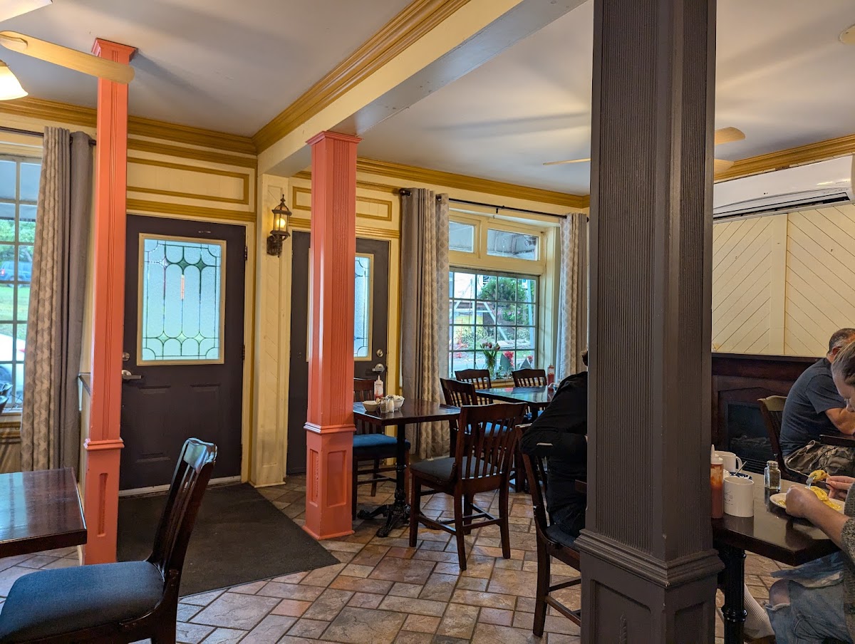 Chowder House on Main - Photo 4
