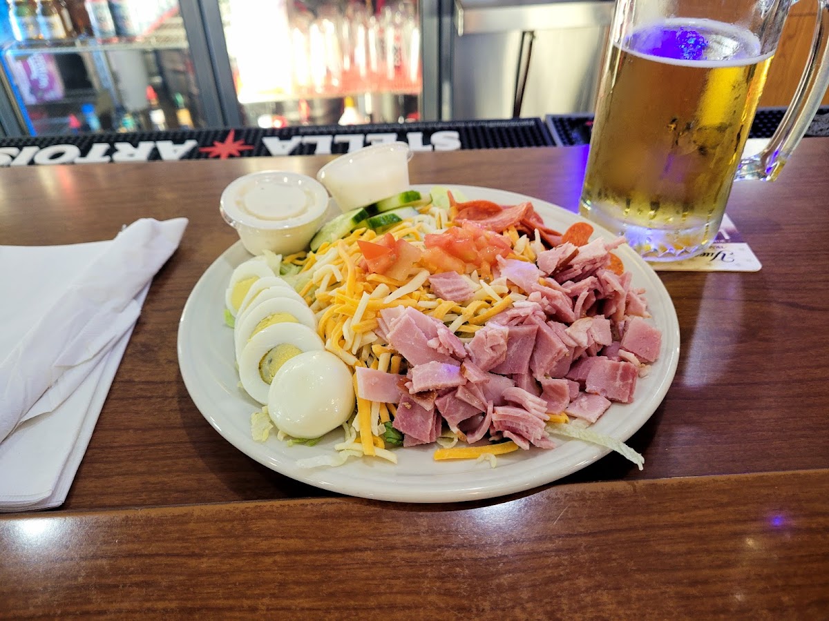 Simeri's Beardsley St Tavern - Photo 1