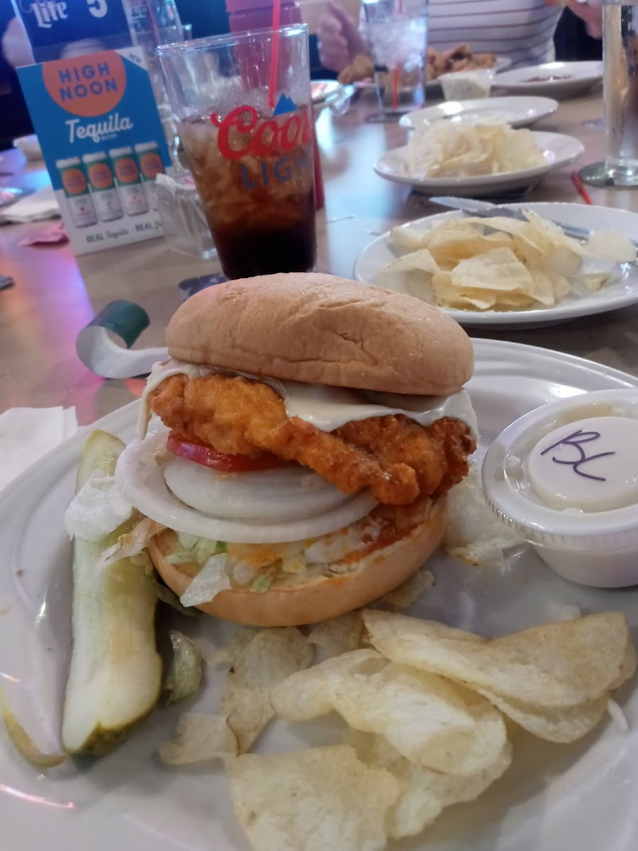 Simeri's Beardsley St Tavern - Photo 4