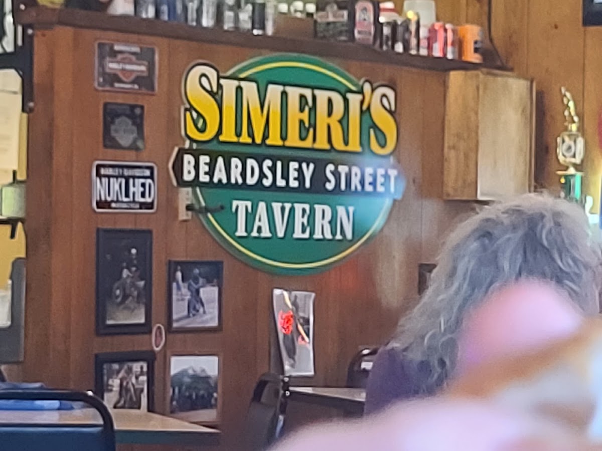 Simeri's Beardsley St Tavern - Photo 5