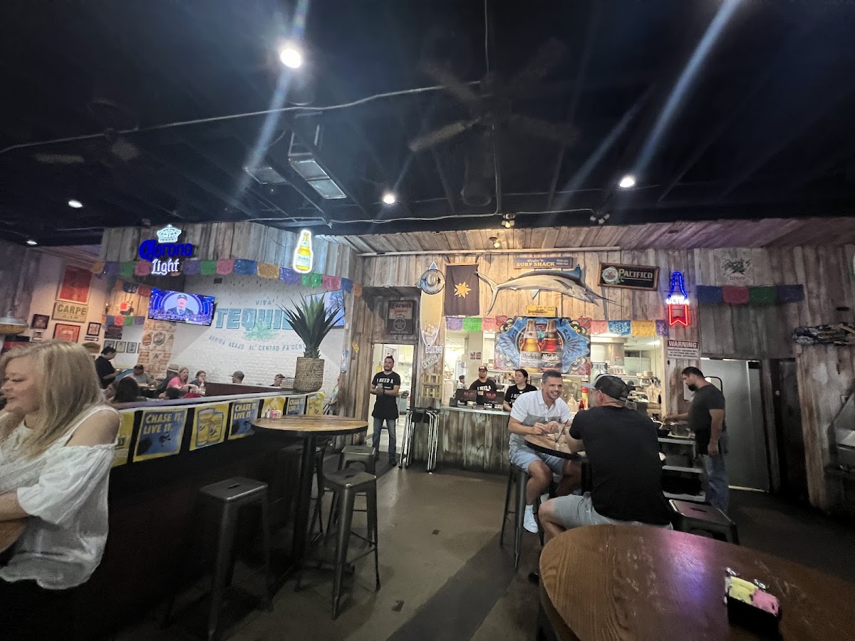 Baja Cantina - Photo 2
