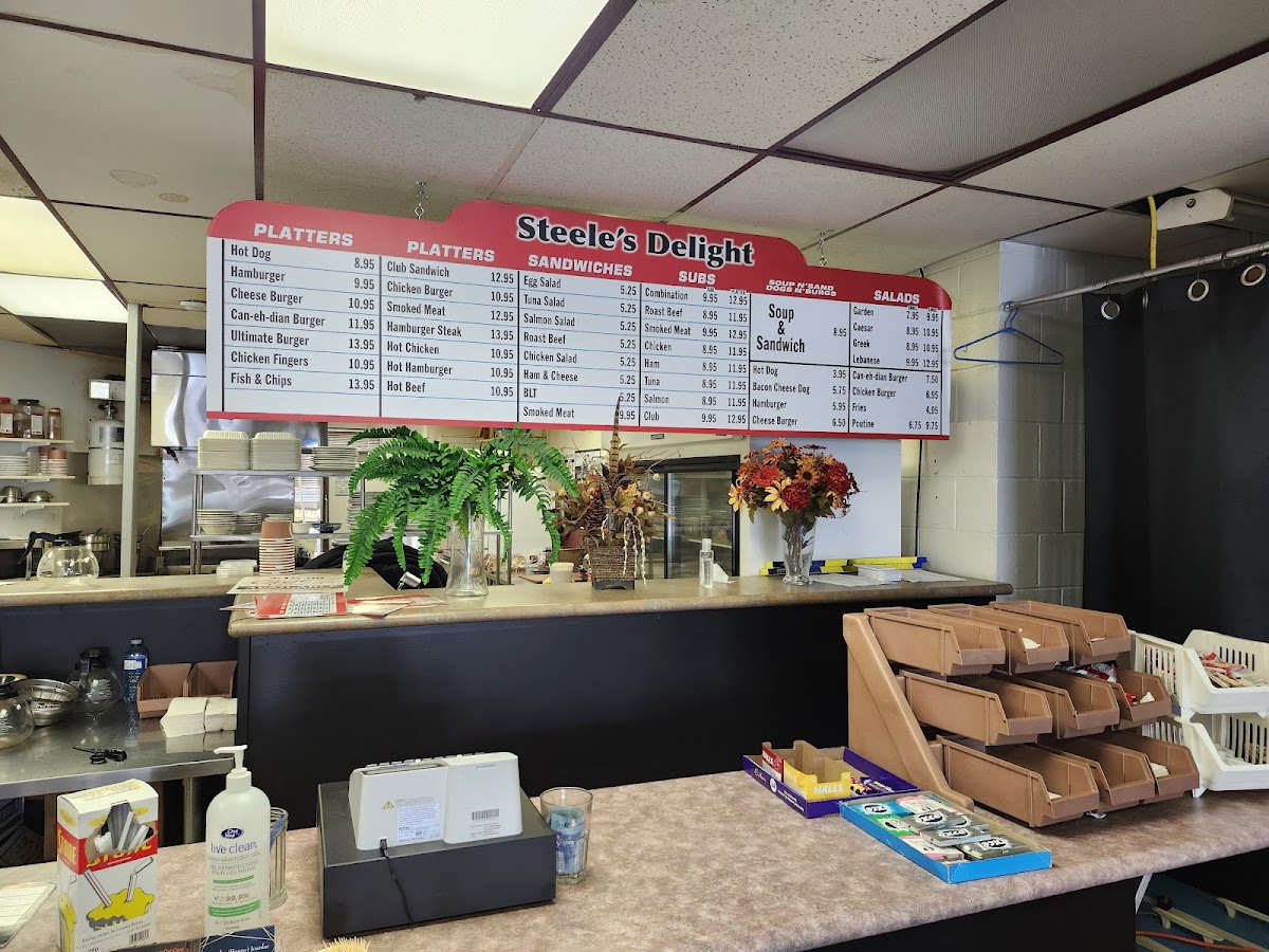 Steele's Restaurant - Photo 4