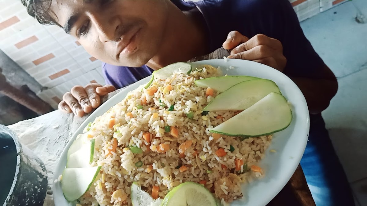 Apon restaurant,sitakund bazar - Photo 2